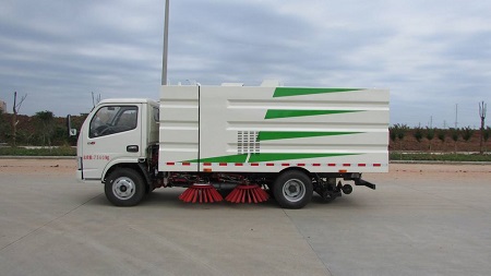 多功能灑水吸塵車